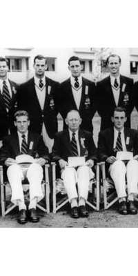 Ernest Chapman, Australian Olympic rower., dies at age 86